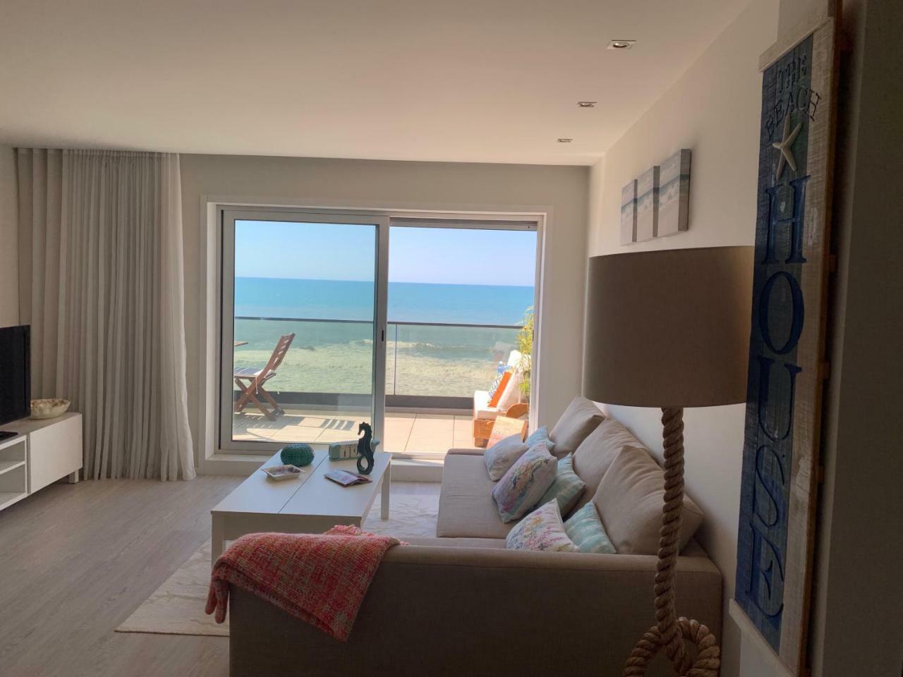Front Beach Apartment Povoa de Varzim Exterior photo